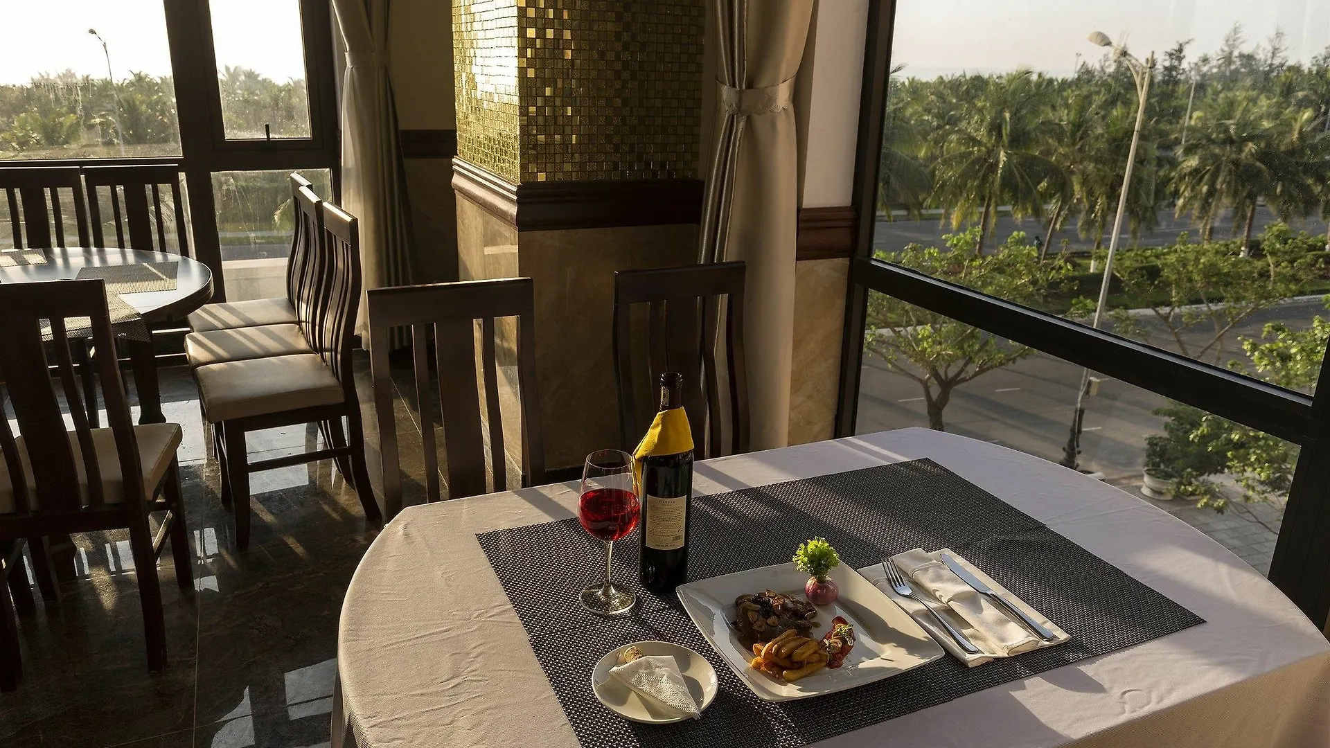 7 Seven Sea Hotel Da Nang