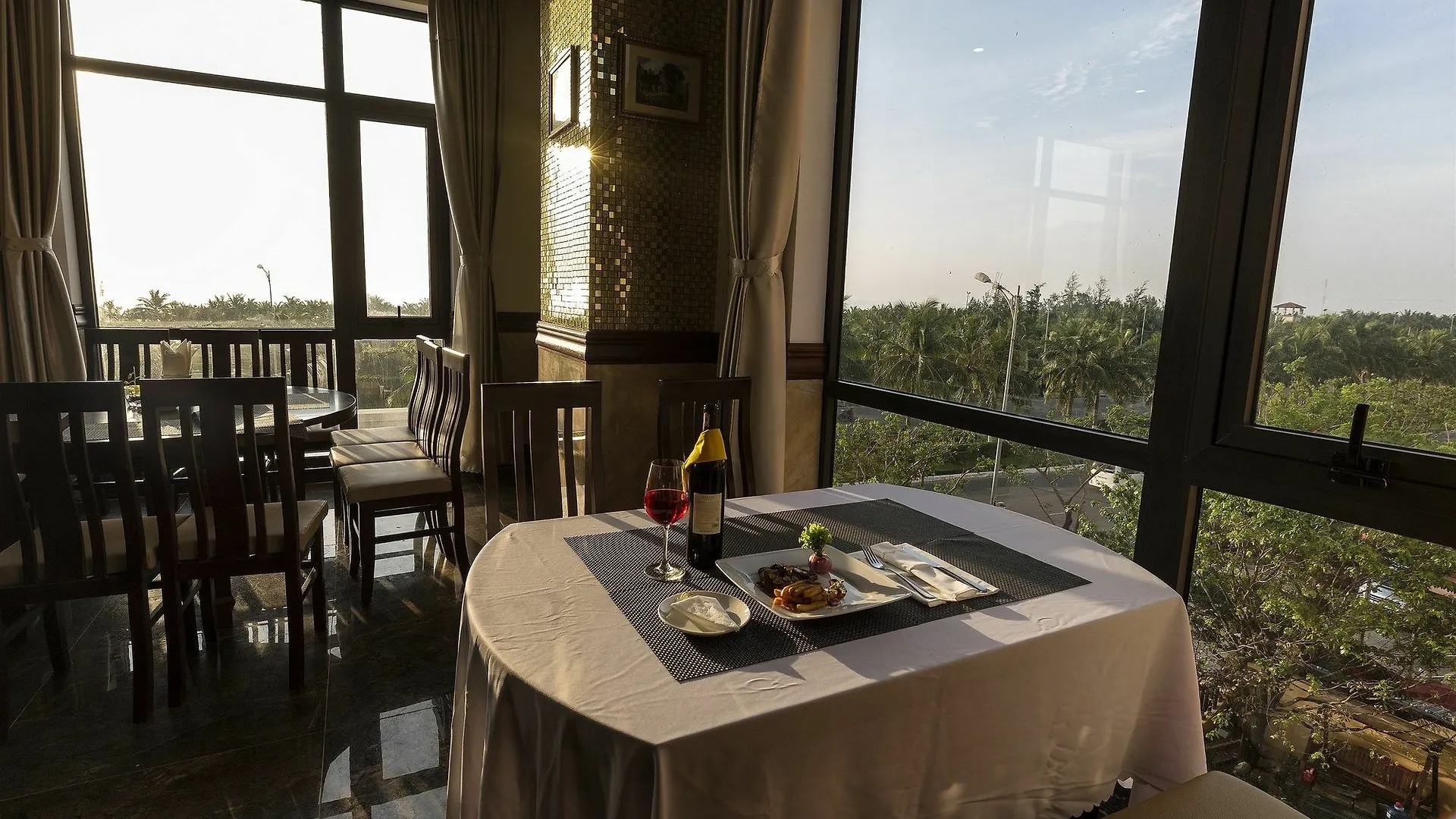 7 Seven Sea Hotel Da Nang